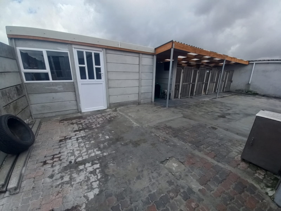 3 Bedroom Property for Sale in Woodlands Western Cape